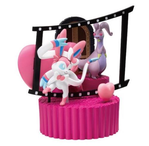 Diorama Figura Sylveon Pokémon Midnight Agent The Cinema Edición Limitada